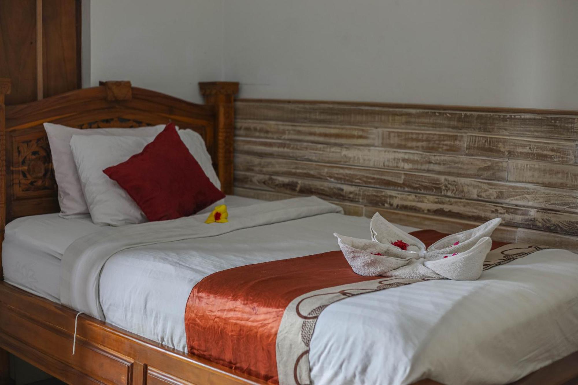 Manta Cottages With Sea View Batununggul Extérieur photo