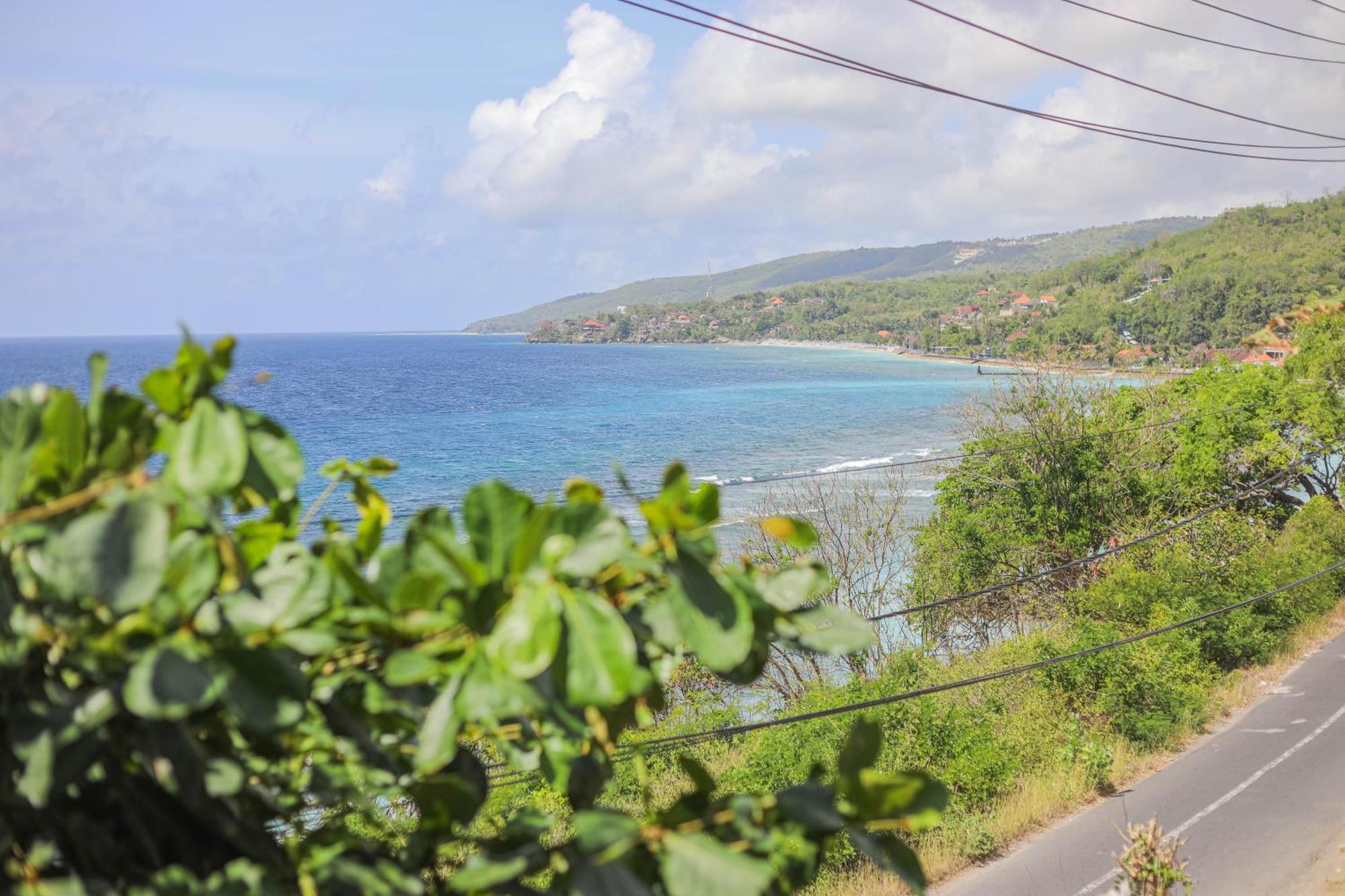 Manta Cottages With Sea View Batununggul Extérieur photo