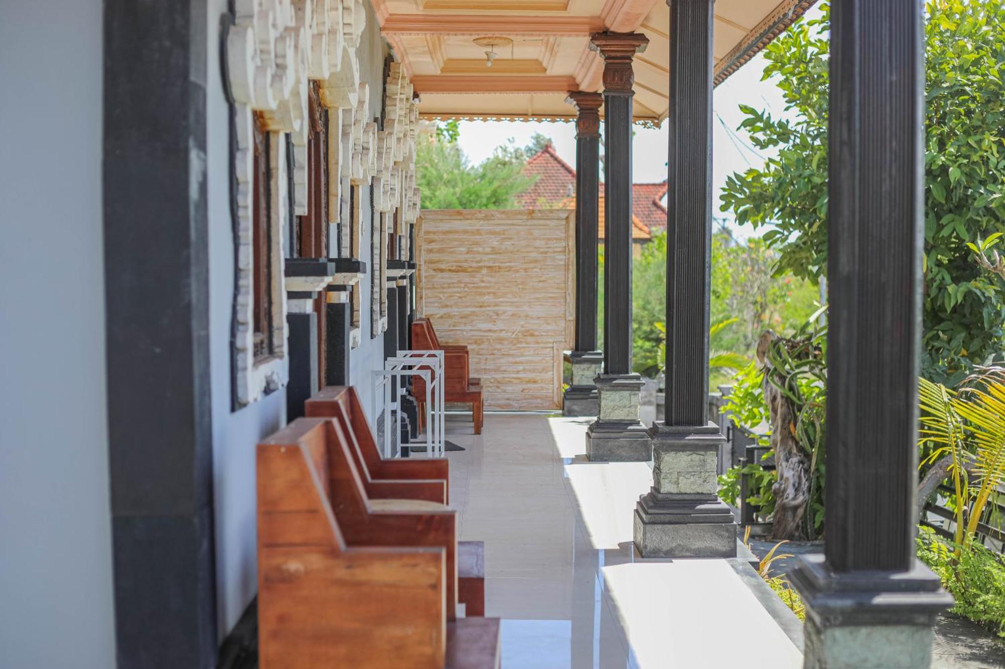 Manta Cottages With Sea View Batununggul Extérieur photo