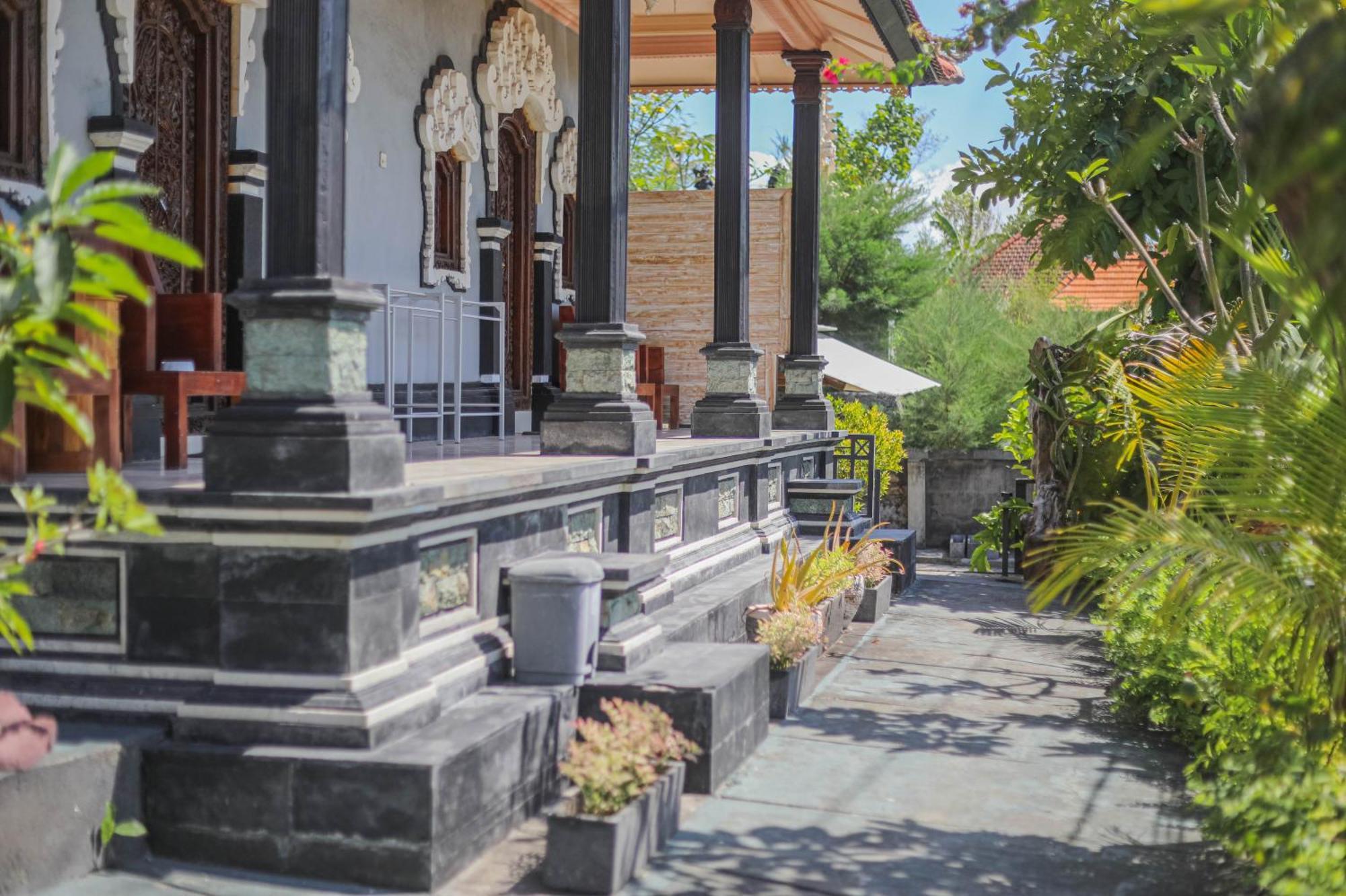 Manta Cottages With Sea View Batununggul Extérieur photo